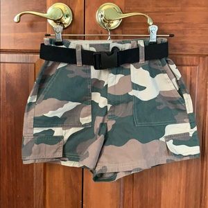 camo cargo shorts